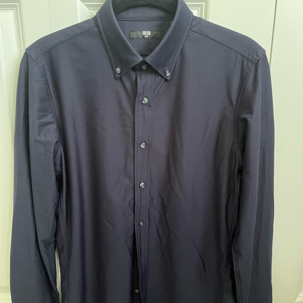 Uniqlo Men's Navy blue Long Sleeve Stretch Dress Shirt